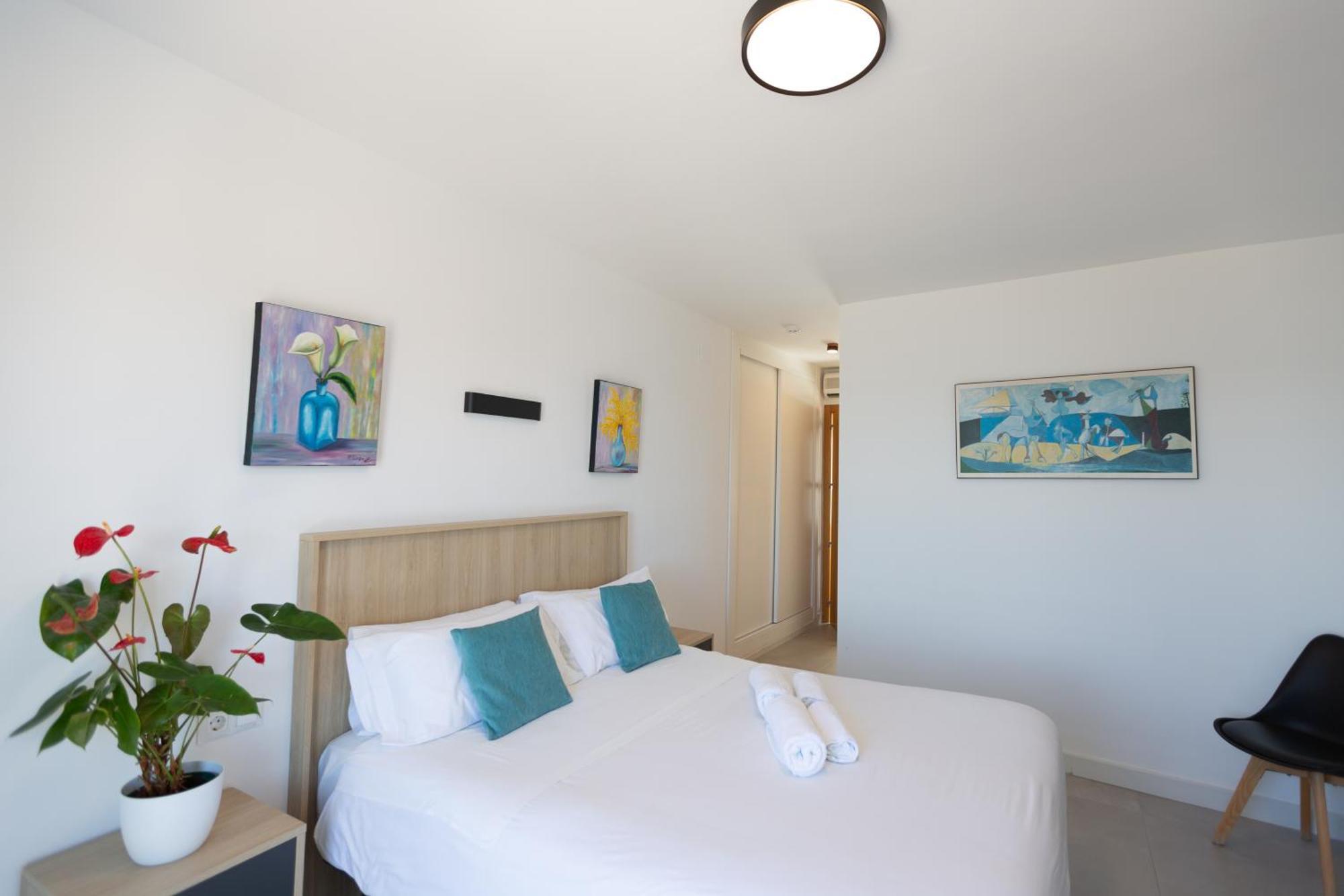 Hotel Mediterraneo By Croma エステポナ エクステリア 写真