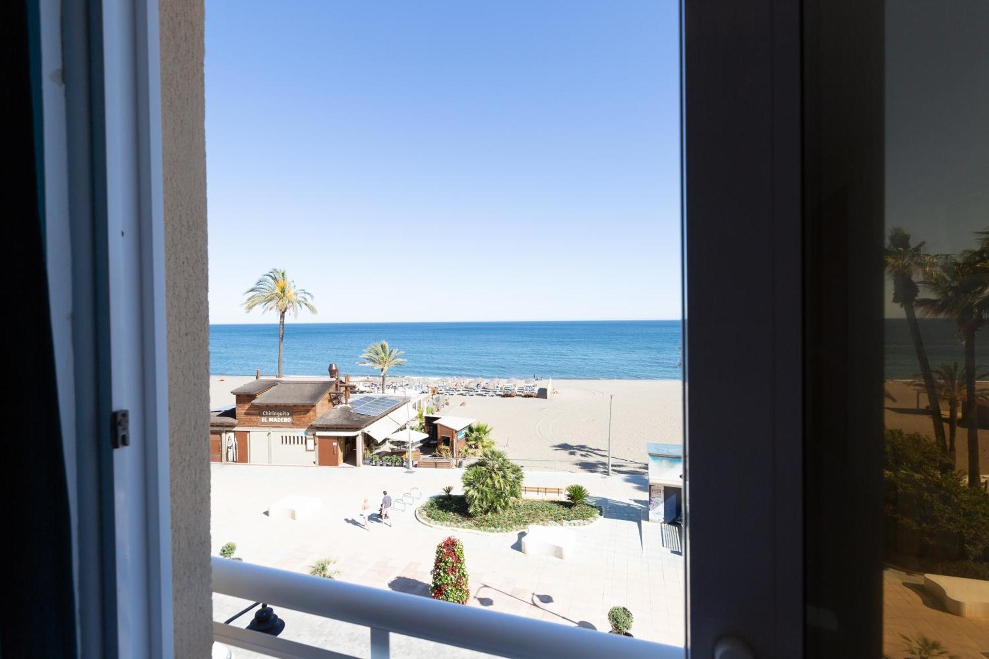 Hotel Mediterraneo By Croma エステポナ エクステリア 写真